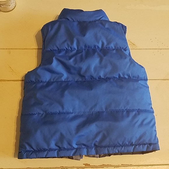 Reversible Vest - Picture 2 of 7